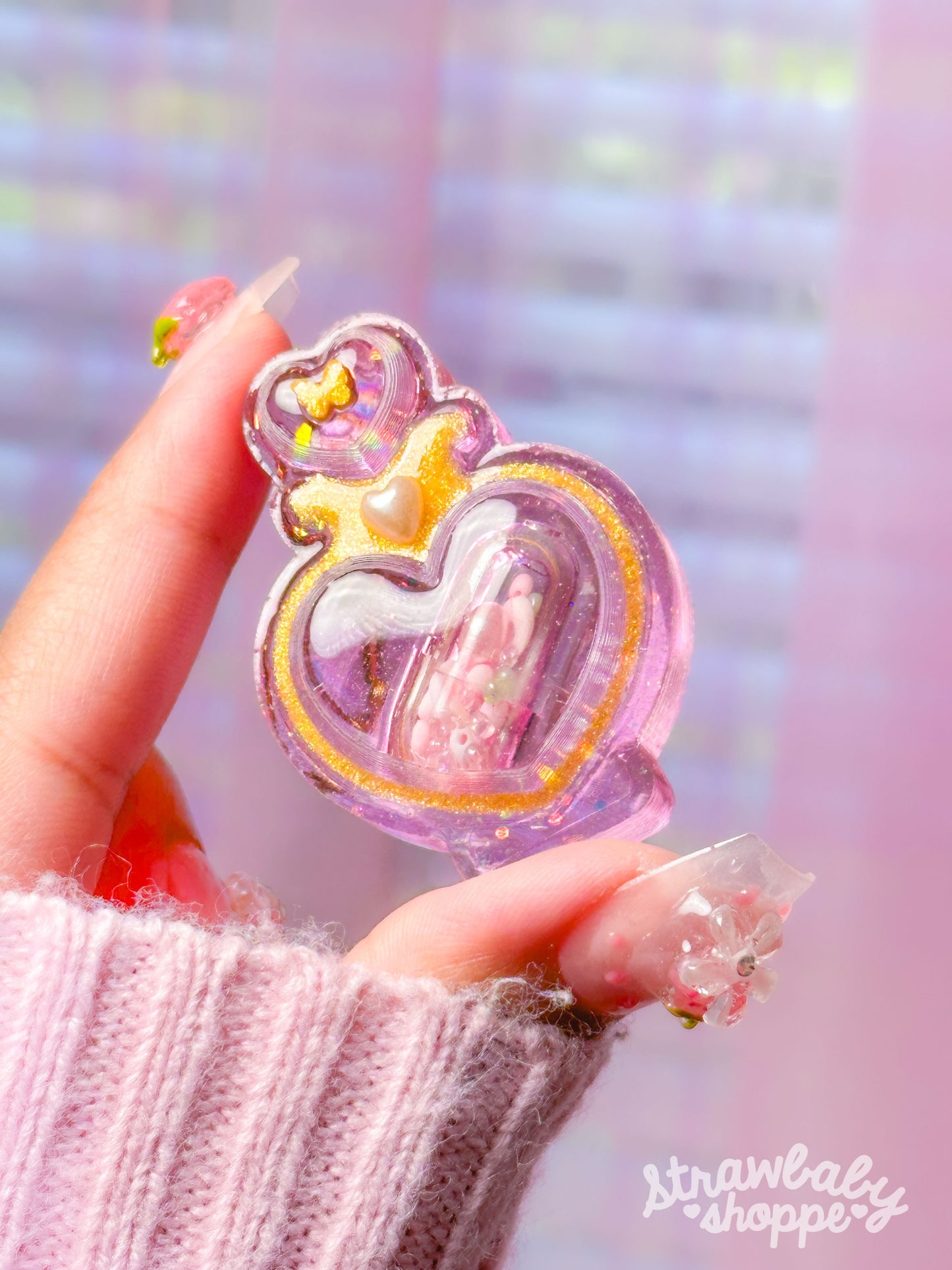 Eternal Happy Pill - Dry Potion Shaker Charm