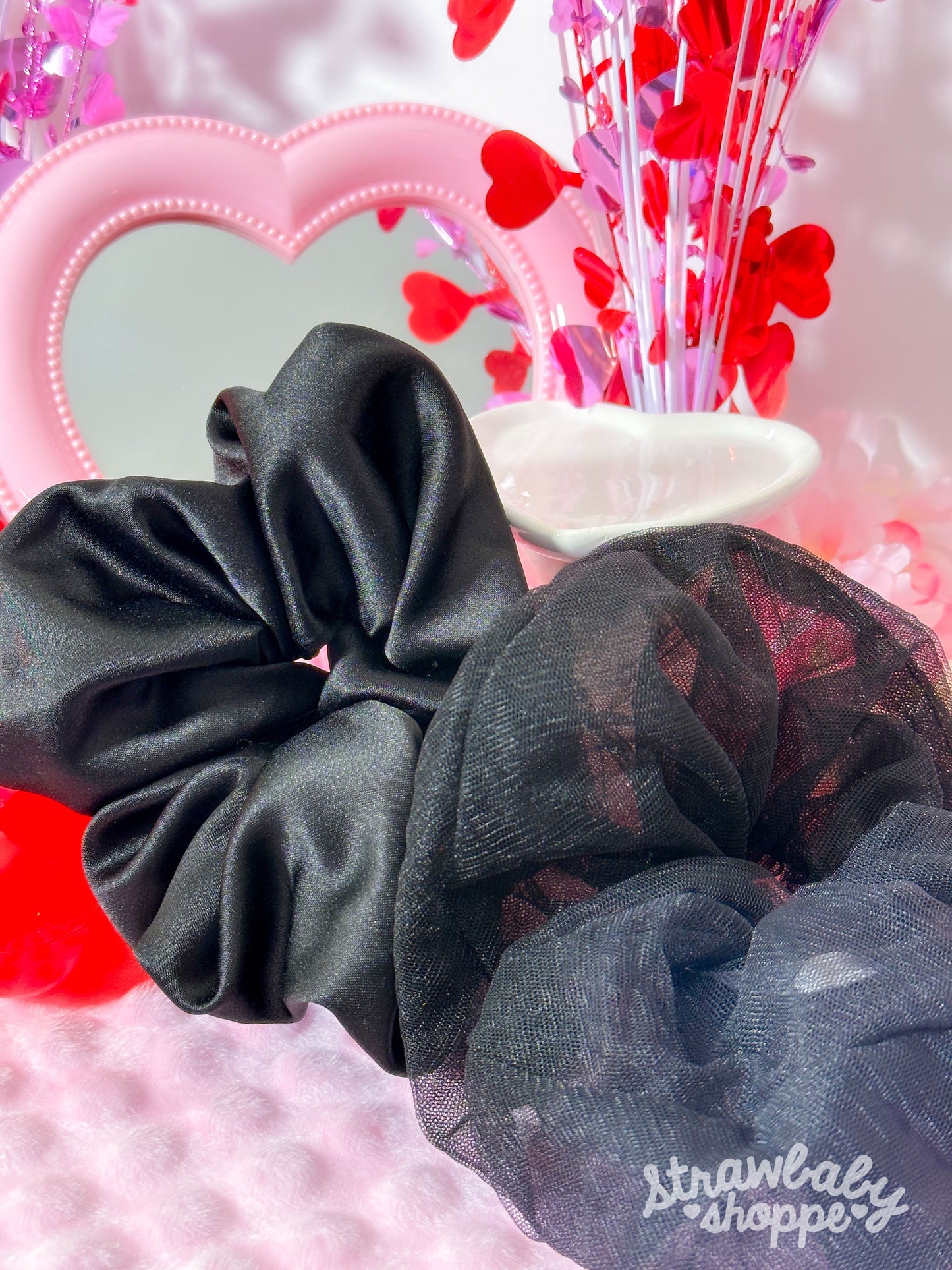 Classic Black Jumbo Scrunchie (B Grade)