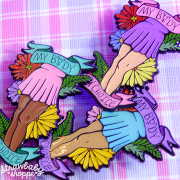 Strawbaby Shoppe - Cute Handmade Resin & Decoden Art